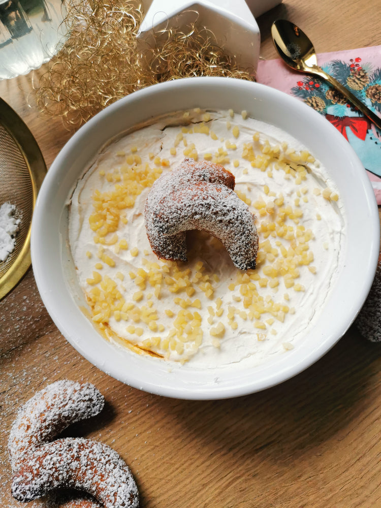 TÜRCHEN NR. 17: VANILLEKIPFERL-KUCHENBOWL